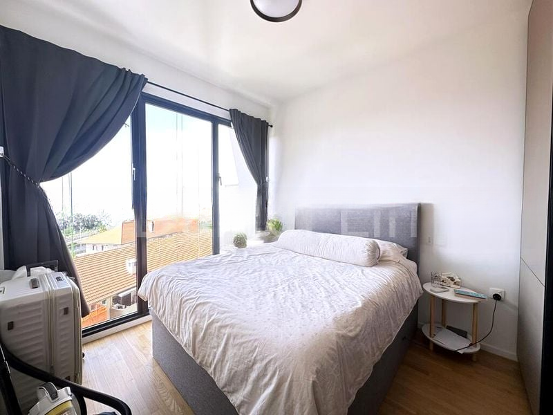 AVENUE SOUTH RESIDENCE 11