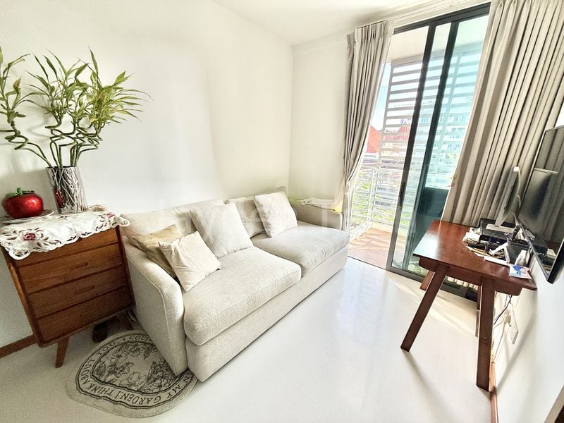 ISUITES @ MARSHALL 2