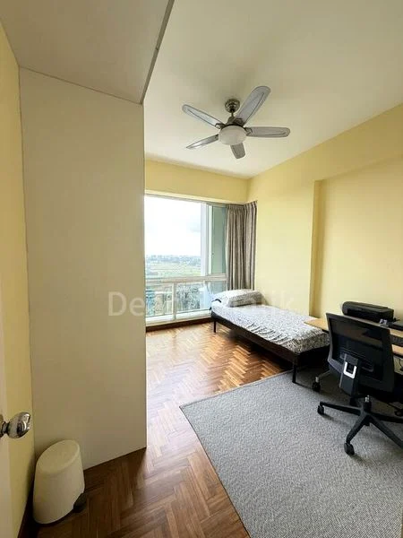 TANJONG RIA CONDOMINIUM 12