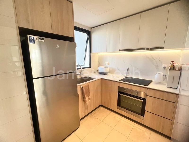 RIVERFRONT RESIDENCES 12