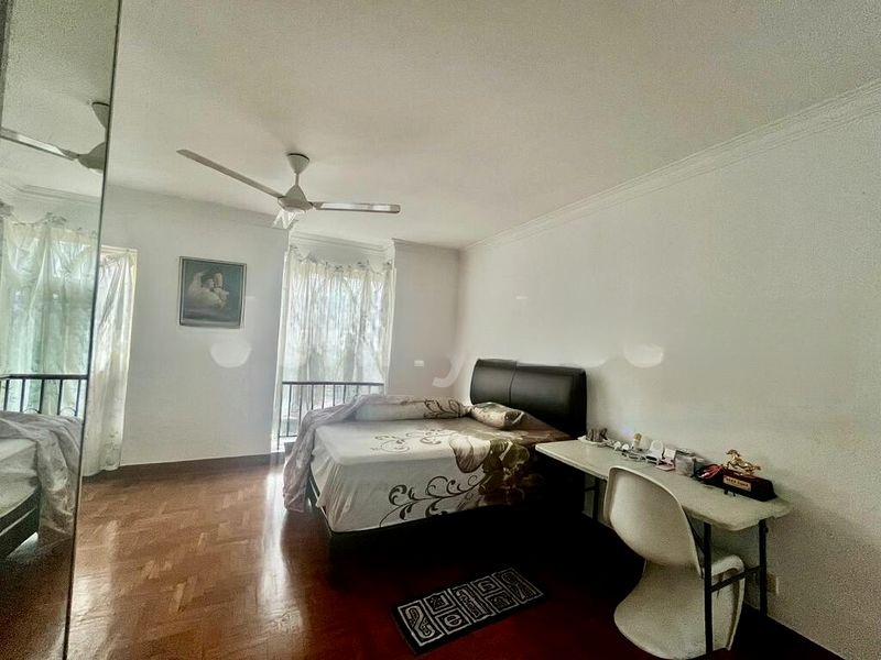 PARK VILLAS 6