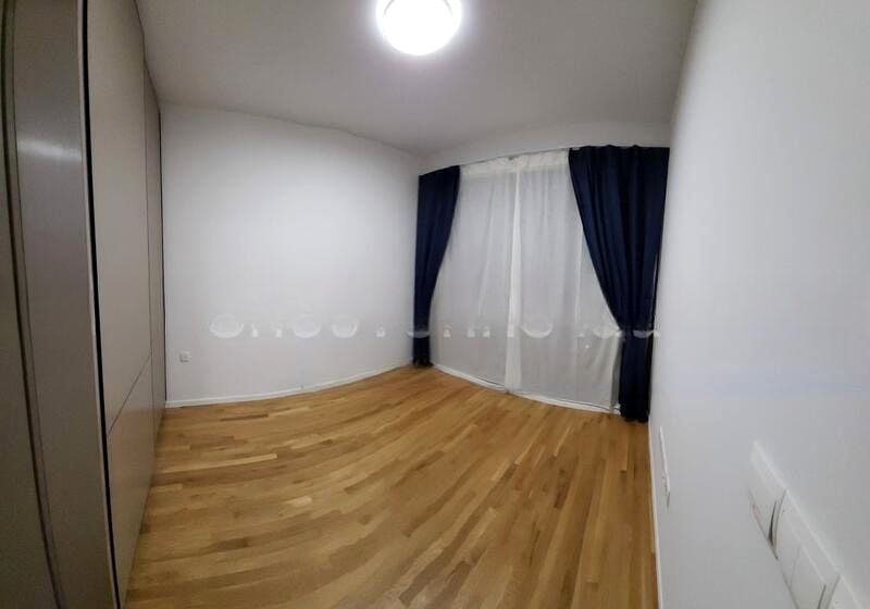 AVENUE SOUTH RESIDENCE 4