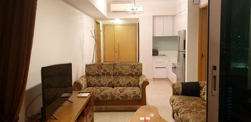 EIGHT RIVERSUITES 9