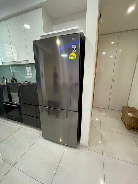 ESPARINA RESIDENCES 8