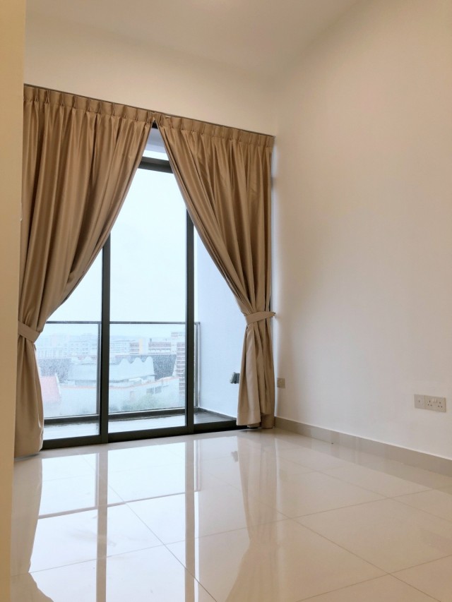 MIDTOWN RESIDENCES 9