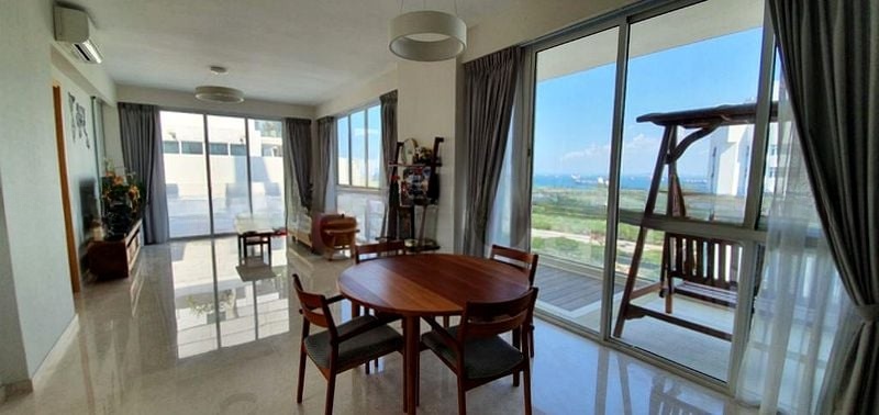 THE LINE @ TANJONG RHU 4