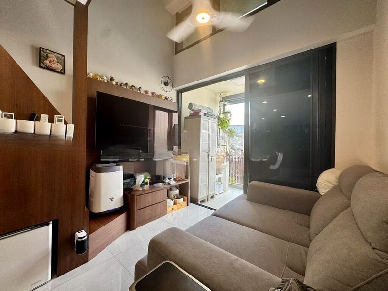 RIVERFRONT RESIDENCES 3