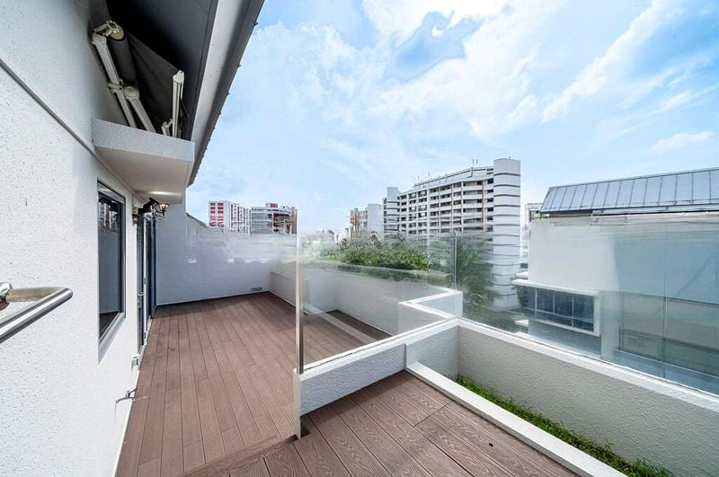 PRIMO RESIDENCES 6
