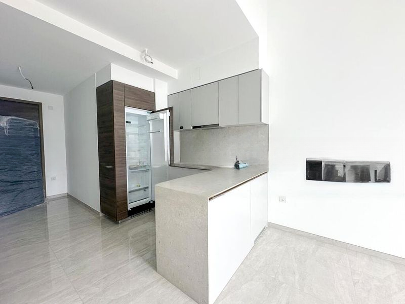 THE FLORENCE RESIDENCES 9