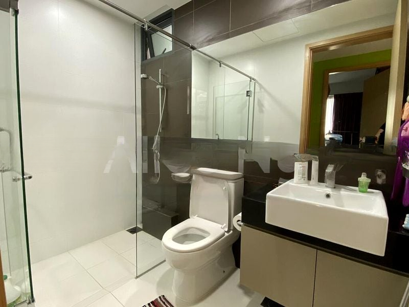 ESPARINA RESIDENCES 8