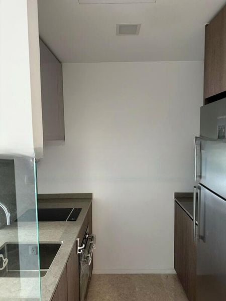 AVENUE SOUTH RESIDENCE 6