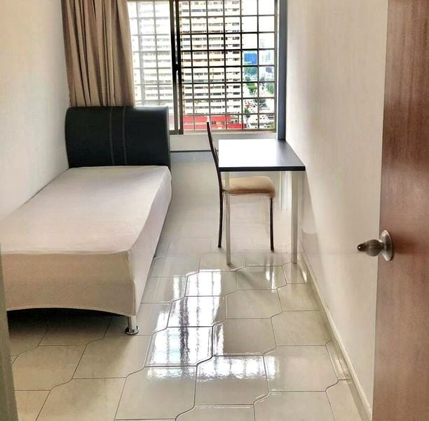 PEOPLE'S PARK COMPLEX 7