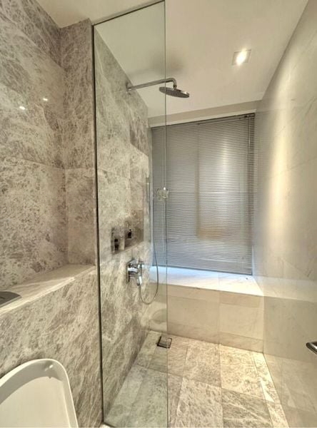 THE PEAK @ CAIRNHILL I 2