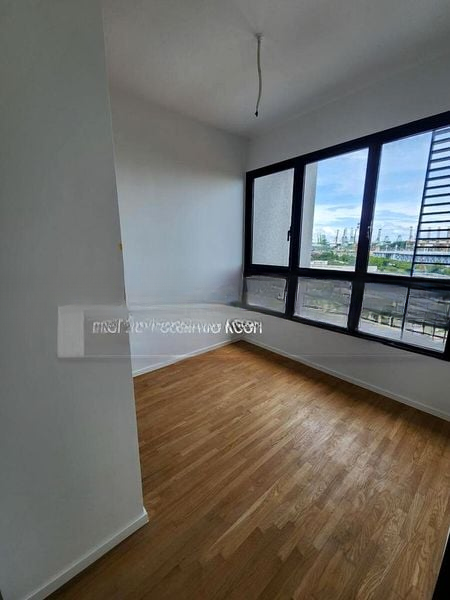 AVENUE SOUTH RESIDENCE 9