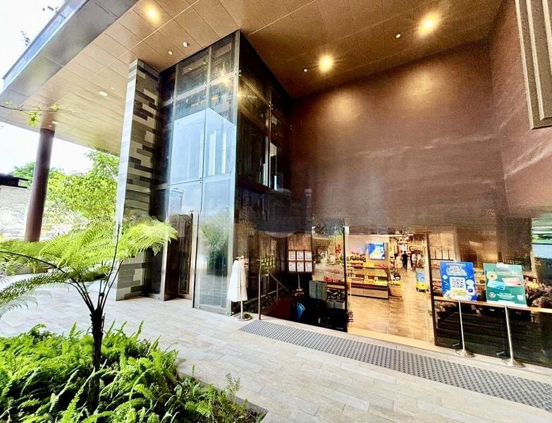 DAIRY FARM RESIDENCES 6