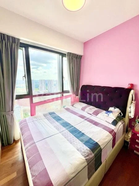 STIRLING RESIDENCES 8