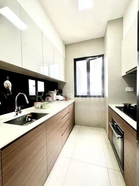 STIRLING RESIDENCES 12