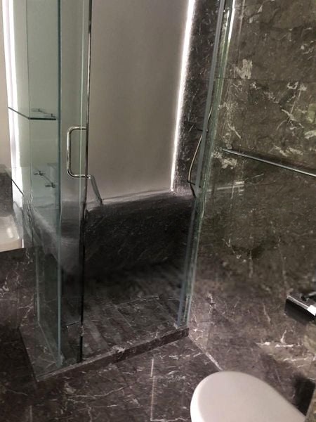 SUITES @ CAIRNHILL 5