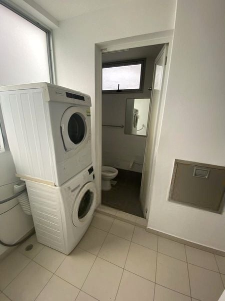 SUITES @ CAIRNHILL 13