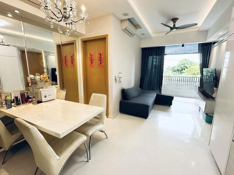 TRE RESIDENCES 6