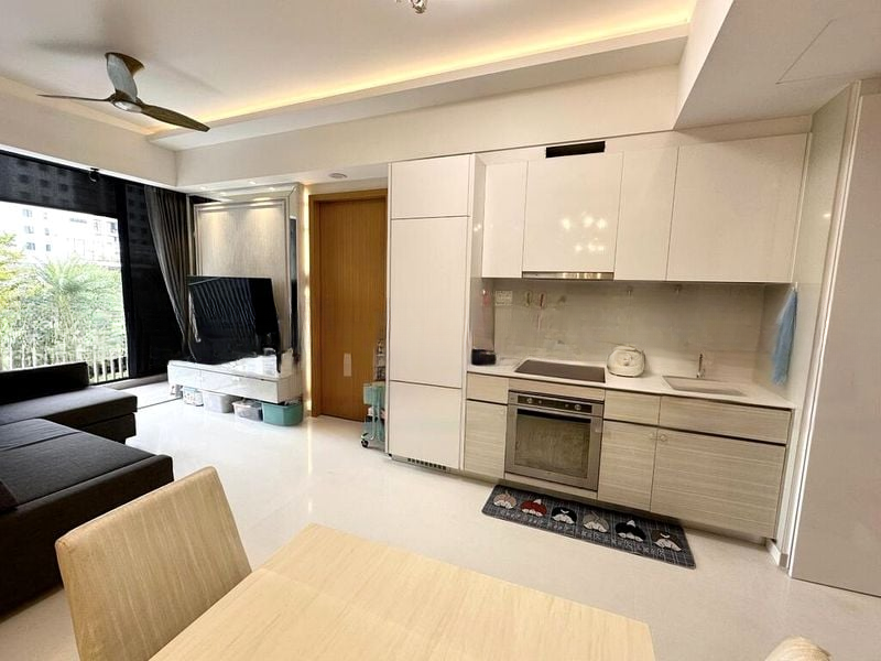 TRE RESIDENCES 7