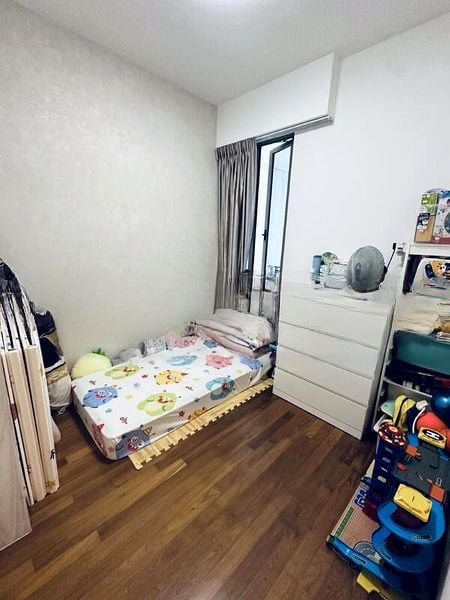 TRE RESIDENCES 1