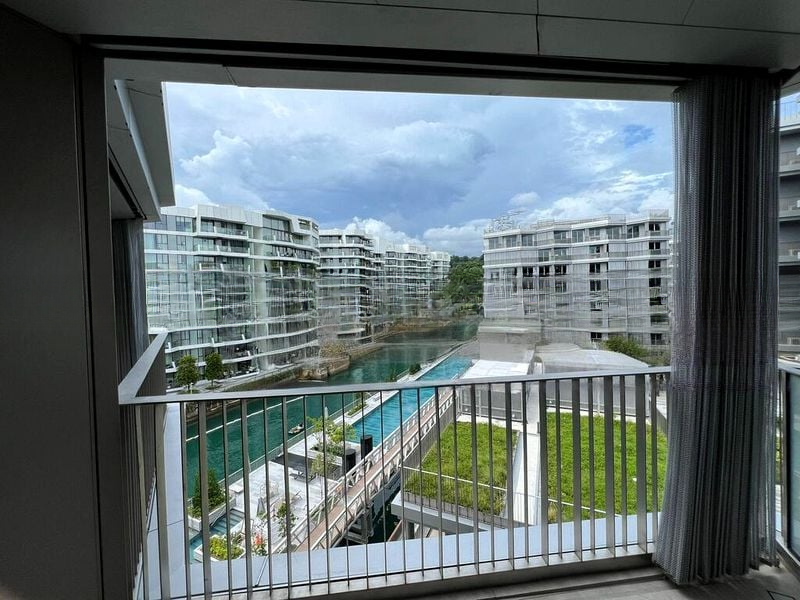 THE REEF AT KING'S DOCK 8