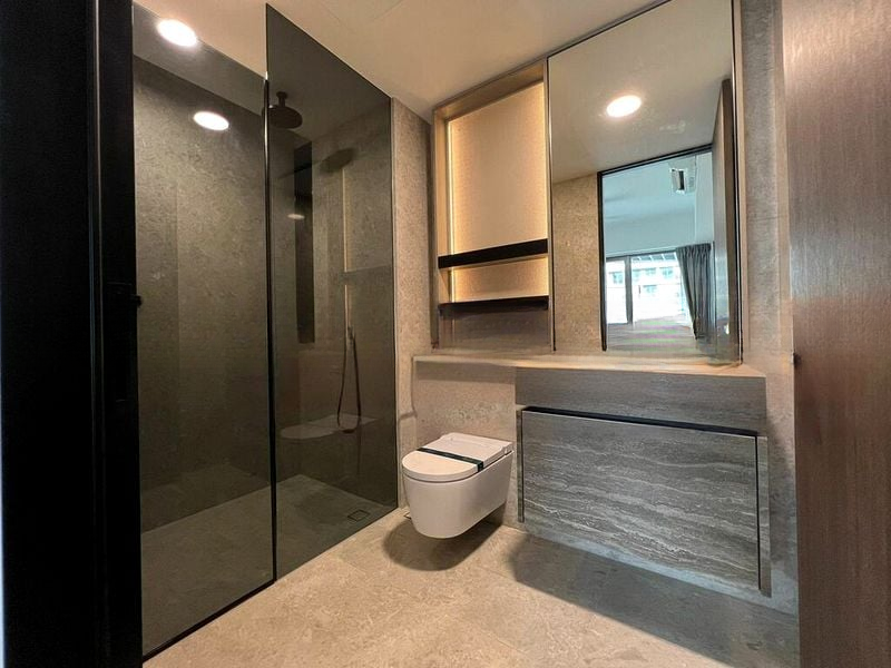 THE REEF AT KING'S DOCK 2