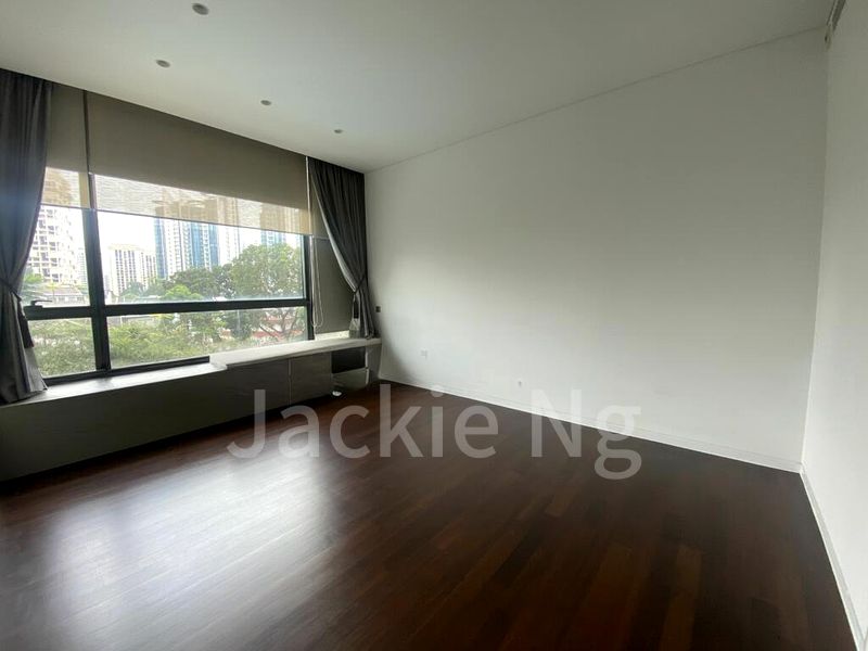 TOMLINSON HEIGHTS 10