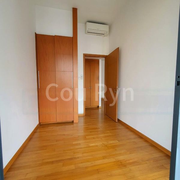 THE PIER AT ROBERTSON 7