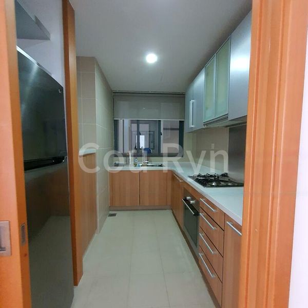 THE PIER AT ROBERTSON 9