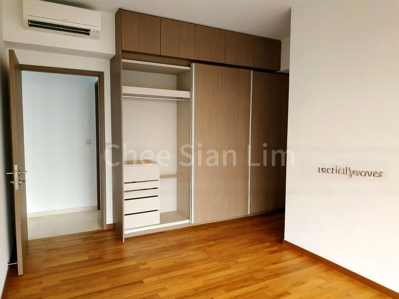 SEASIDE RESIDENCES 4