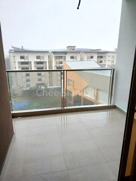 SEASIDE RESIDENCES 9