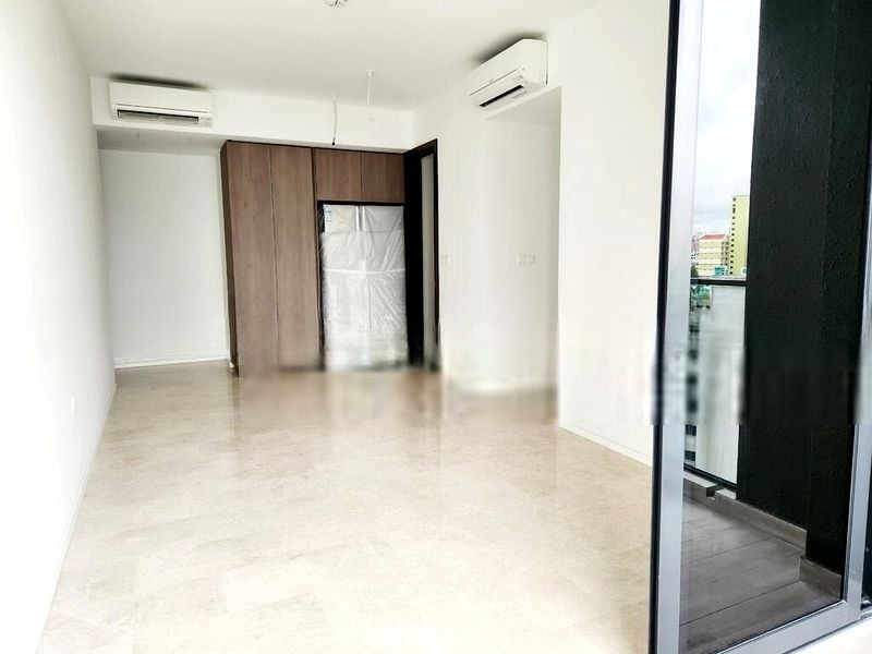 AVENUE SOUTH RESIDENCE 8