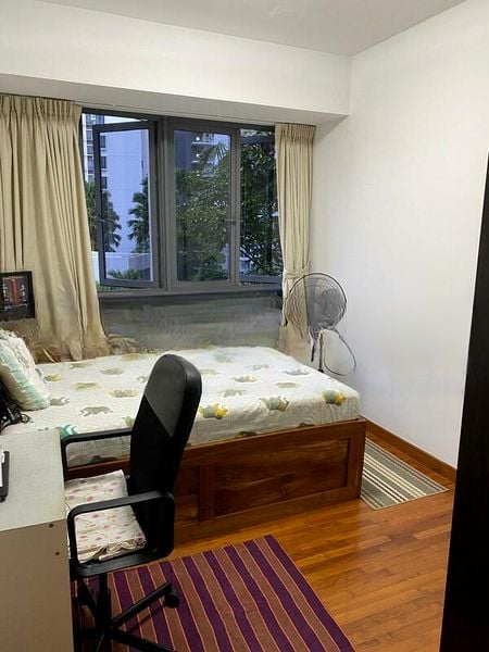 WATERFRONT ISLE 8