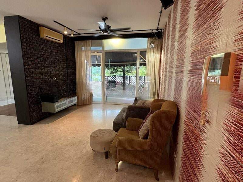 DAHLIA PARK CONDOMINIUM 7
