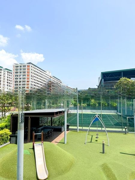 STRATUM 6