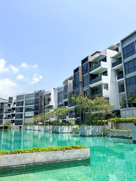 STRATUM 8
