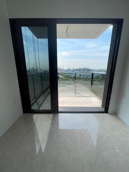 AVENUE SOUTH RESIDENCE 6