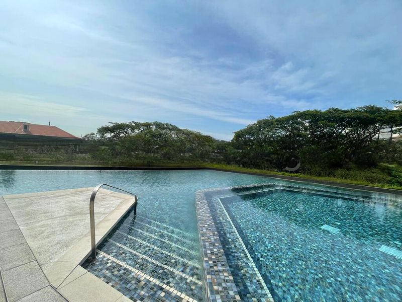 AVENUE SOUTH RESIDENCE 7