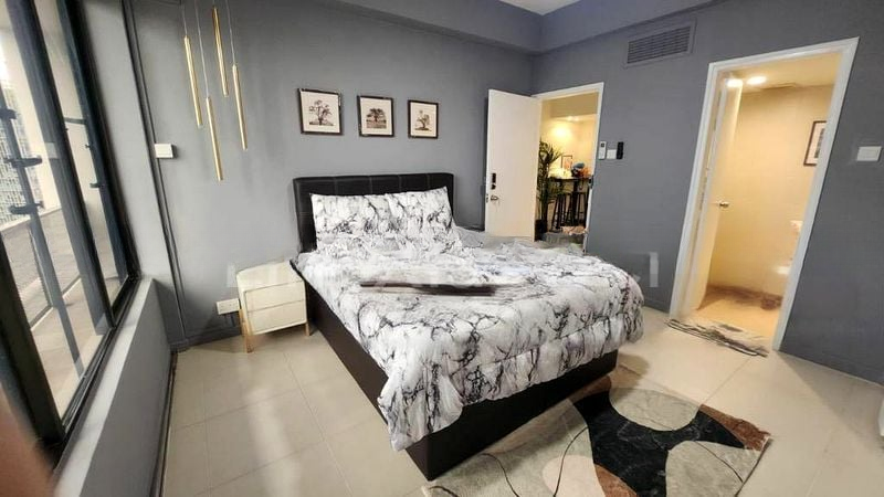 INTERNATIONAL PLAZA 13