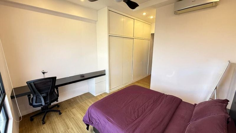 REGENT HEIGHTS 8