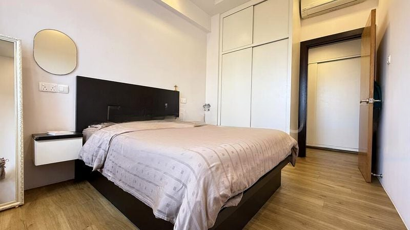 REGENT HEIGHTS 6