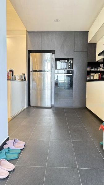 REGENT HEIGHTS 4