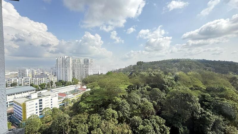 REGENT HEIGHTS 10