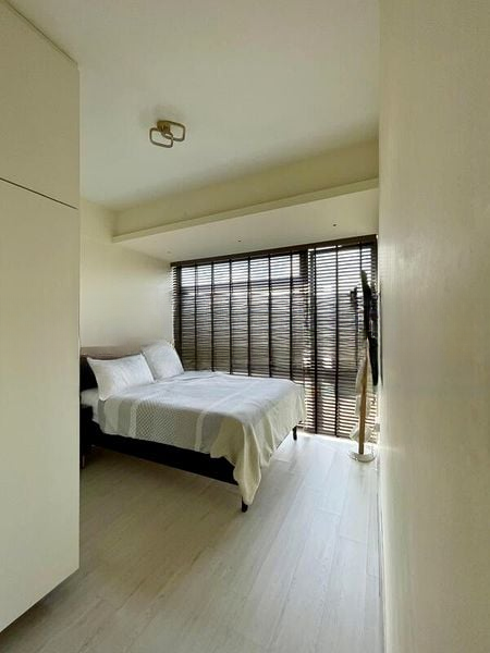 HEDGES PARK CONDOMINIUM 6