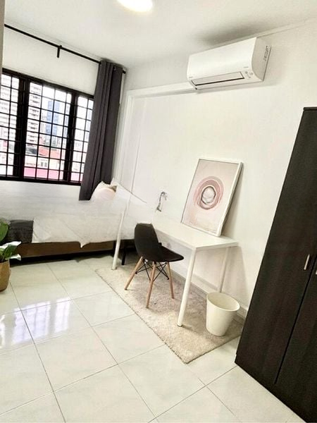 PEOPLE'S PARK COMPLEX 5