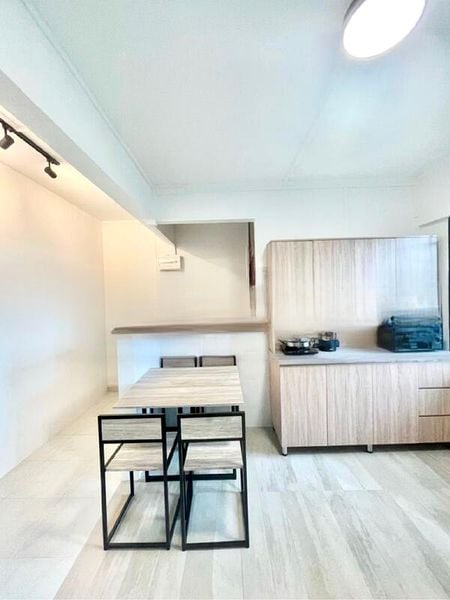 PEOPLE'S PARK COMPLEX 14