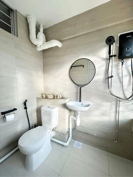 PEOPLE'S PARK COMPLEX 15