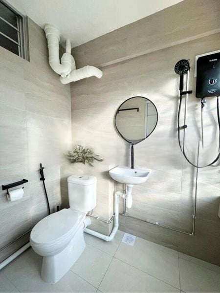 PEOPLE'S PARK COMPLEX 13